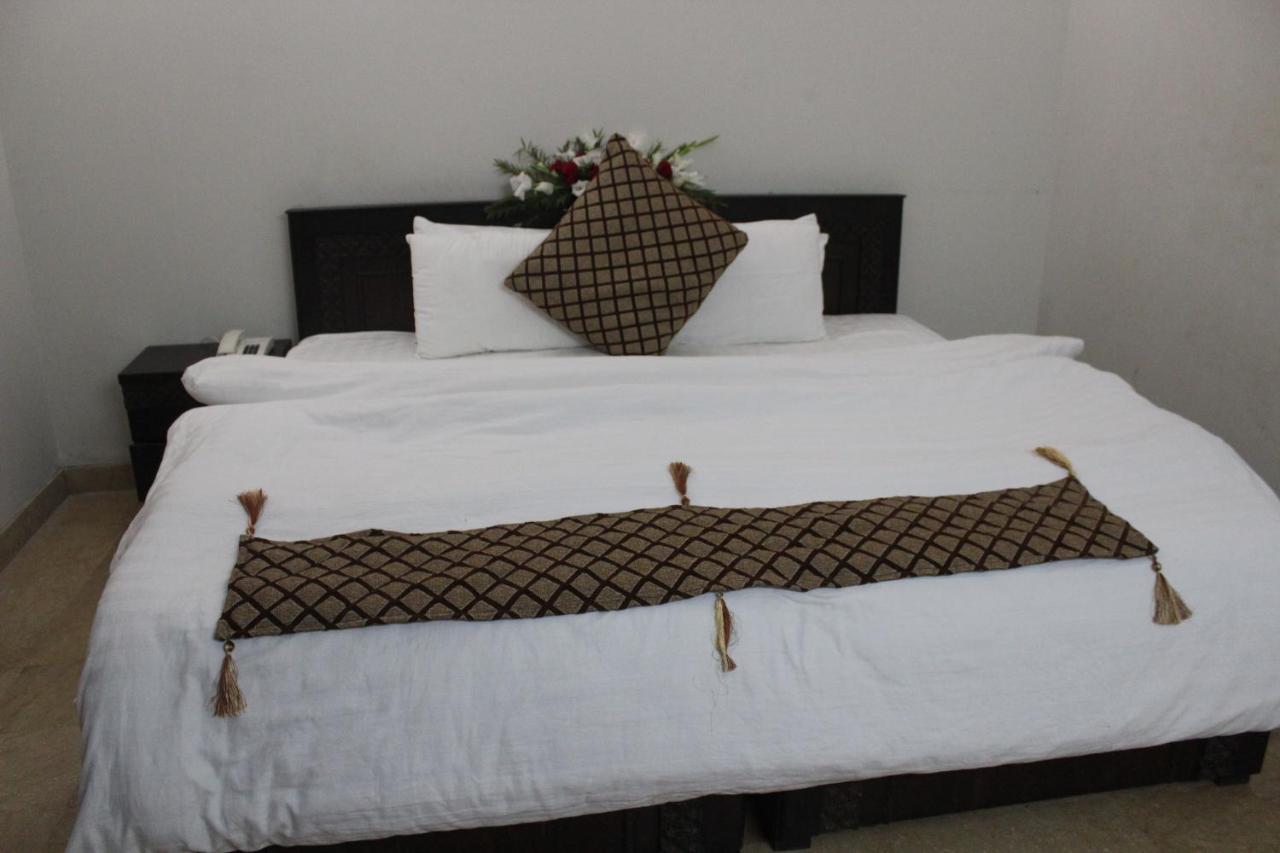 Royal Luxus Guest House 伊斯兰堡 外观 照片