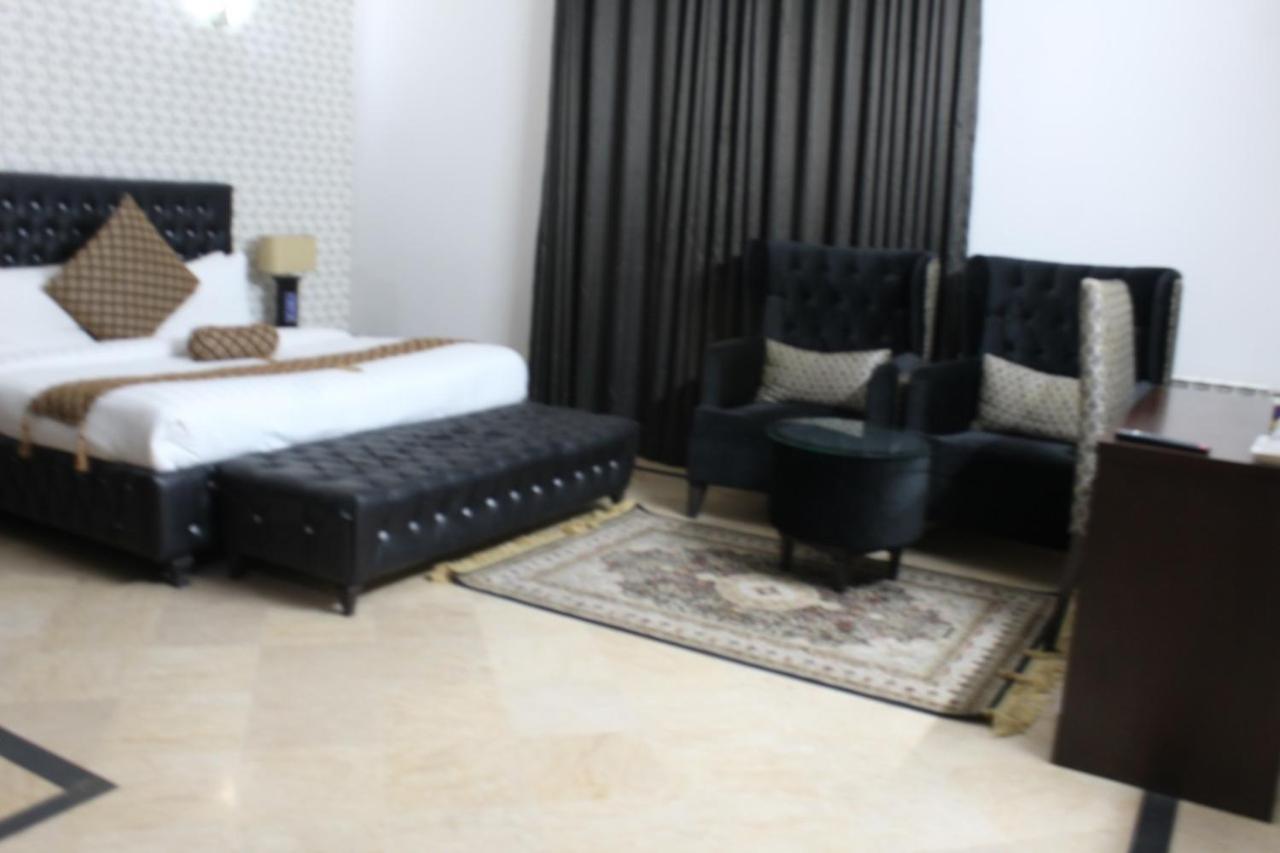 Royal Luxus Guest House 伊斯兰堡 外观 照片